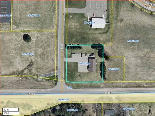 More Photos Of 7 Tiff Ave, Neillsville Office For Sale
