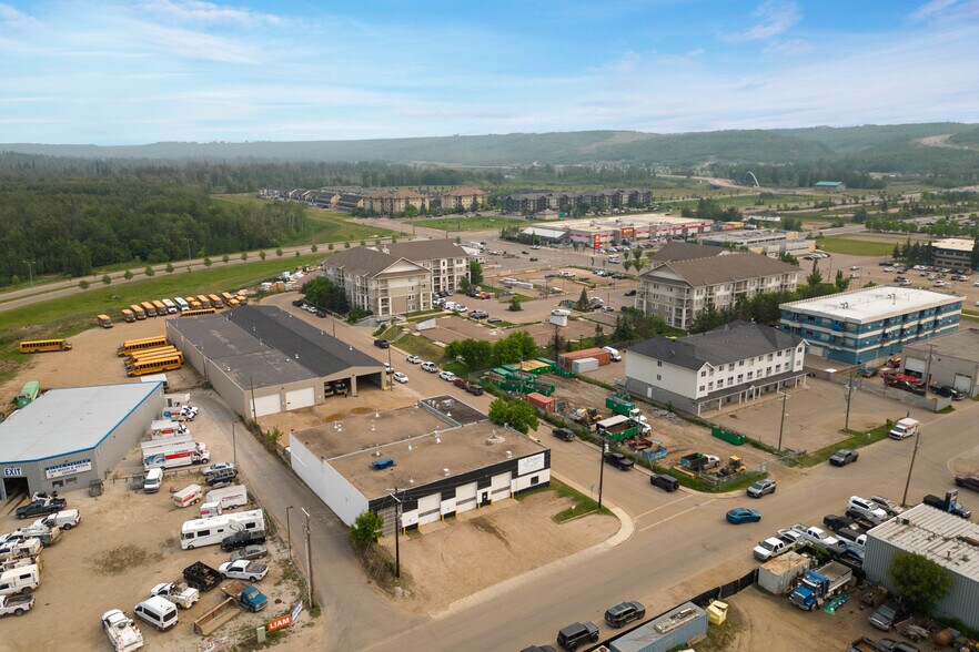 More Photos Of 8030 Golosky Av, Fort McMurray Truck Terminal For Lease