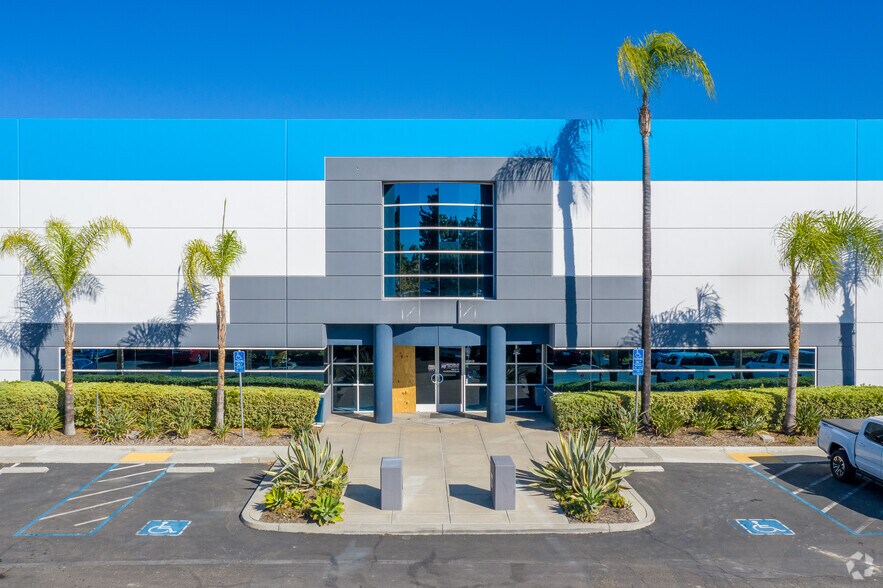 More Photos Of 2311 Boswell Rd, Chula Vista Warehouse For Lease