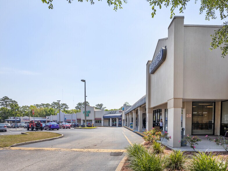 More Photos Of 7200 Normandy Blvd, Jacksonville Freestanding For Lease