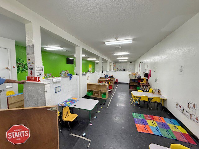 More Photos Of 590 E Summerlin St, Bartow Daycare Center For Sale