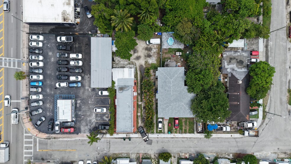 More Photos Of 831 SW 31st Ct, Miami Apartments For Sale