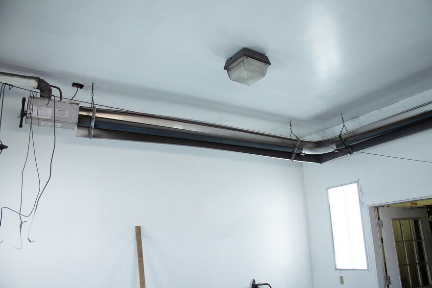 More Photos Of 5362 NY-41, Smithville Flats Industrial For Lease