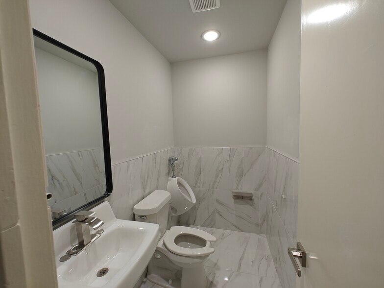 More Photos Of 704 Drexel St, McKinney Religious Facility For Sale