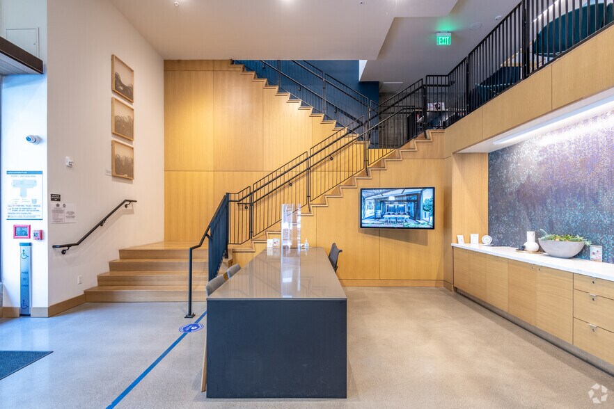 More Photos Of 2302 Valdez St, Oakland Apartments For Lease