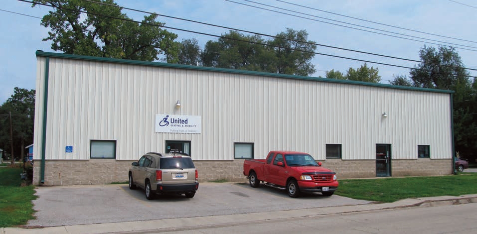 Primary Photo Of 300-302 Edmund St, East Peoria Warehouse For Lease