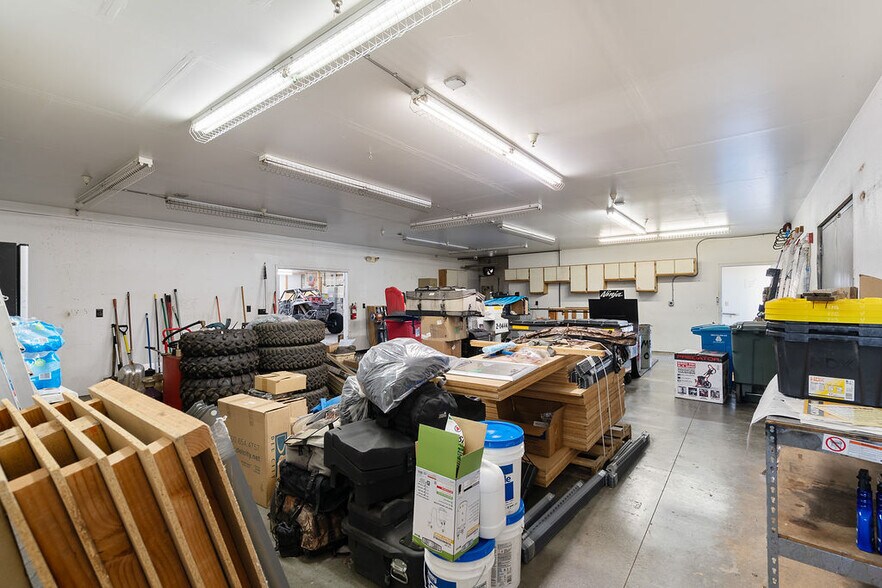More Photos Of 111 Tennessee St, Vallejo Auto Dealership For Sale