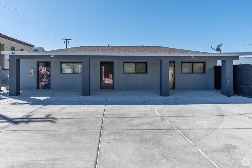 More Photos Of 1308 E Fremont St, Las Vegas Apartments For Sale