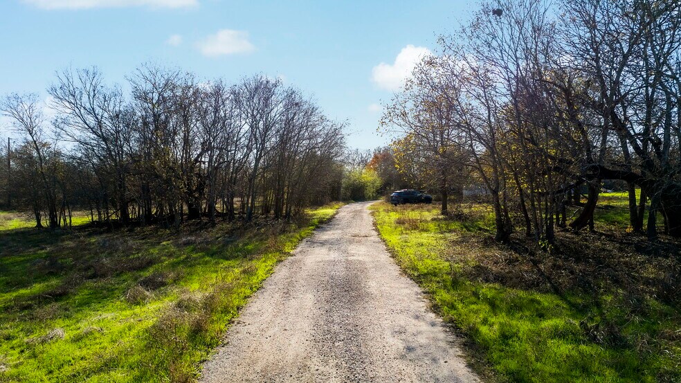 More Photos Of 12406 Wirth Dr, Manchaca Land For Sale
