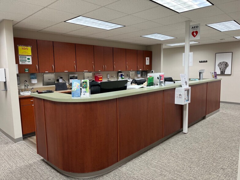 More Photos Of 600 Stony Brook Ct, Newburgh Medical For Sale