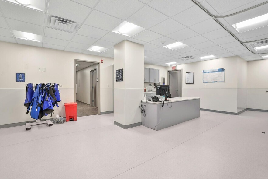 More Photos Of 222 Route 59, Airmont Medical For Lease