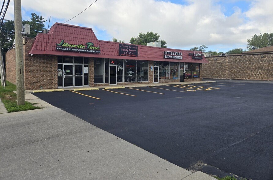 Primary Photo Of 931-935 E Oakton St, Des Plaines General Retail For Sale