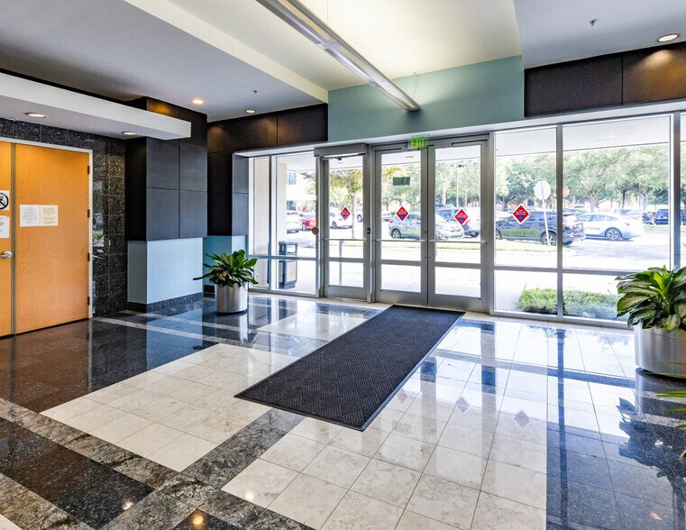 More Photos Of 6150 Metrowest Blvd, Orlando Medical For Sale