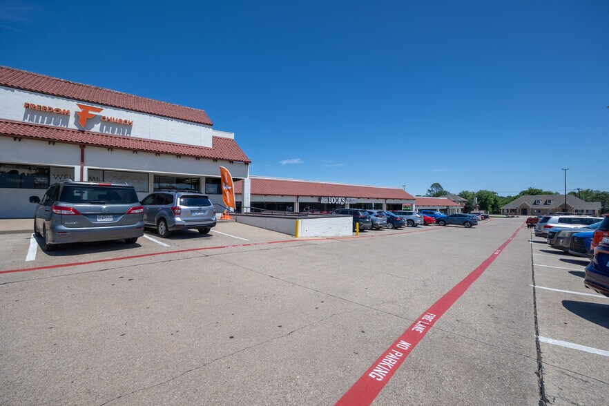 More Photos Of 601-735 Harwood Rd, Bedford Unknown For Lease