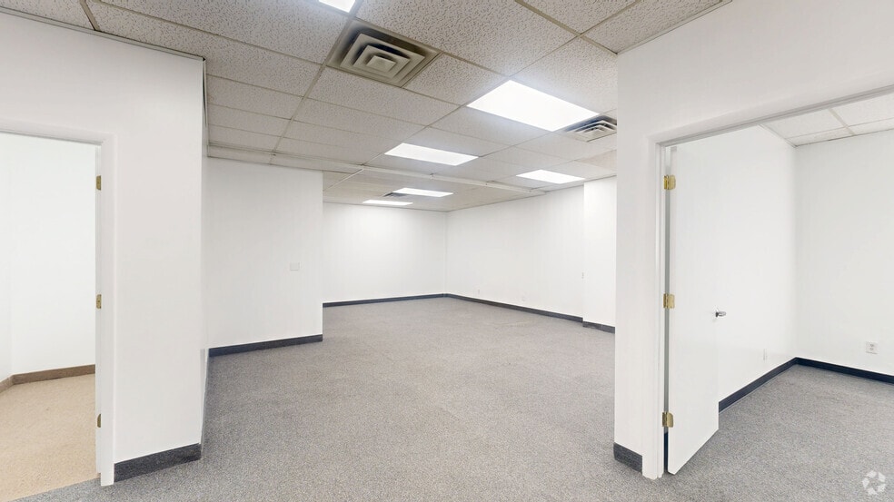 Primary Photo Of 131 Main St, Hackensack Office For Lease