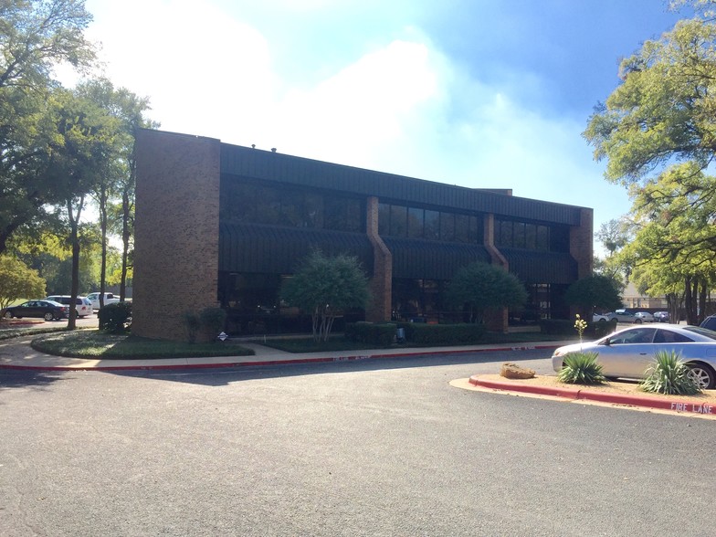 More Photos Of 2275 Westpark Ct, Euless Office For Sale