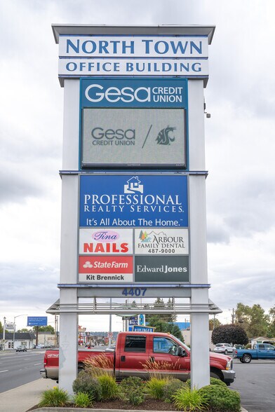 More Photos Of 4407 N Division St, Spokane Office For Lease