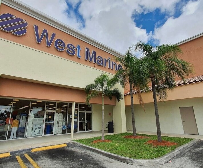 More Photos Of 8479-8621 Coral Way, Miami Unknown For Lease