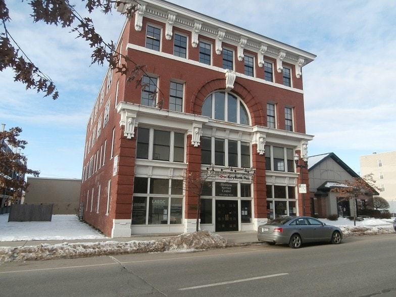 More Photos Of 415 Lisbon St, Lewiston Office For Sale