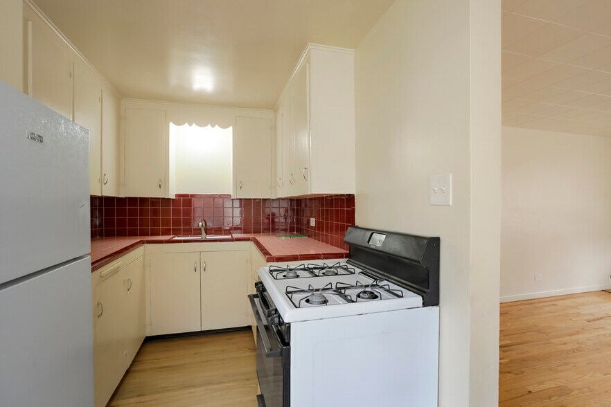 More Photos Of 1550 Pennsylvania St, Denver Apartments For Sale