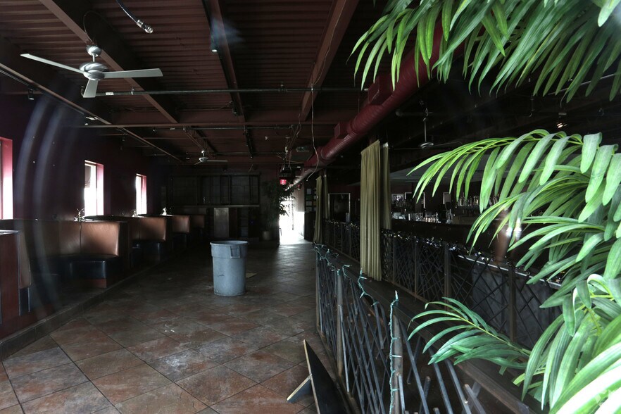 More Photos Of 6010 S Cass Ave, Westmont Restaurant For Sale