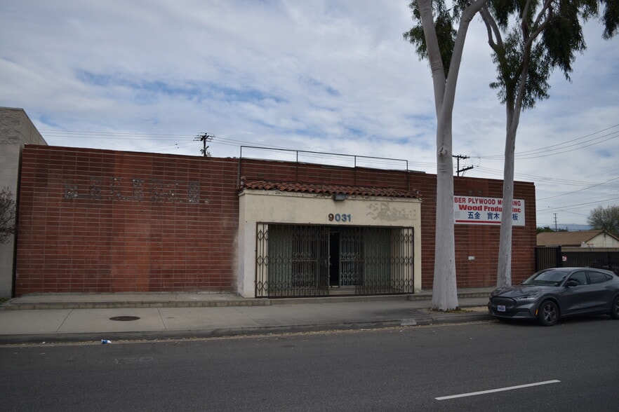 Primary Photo Of 9031-9033 Garvey Ave, Rosemead Storefront For Sale