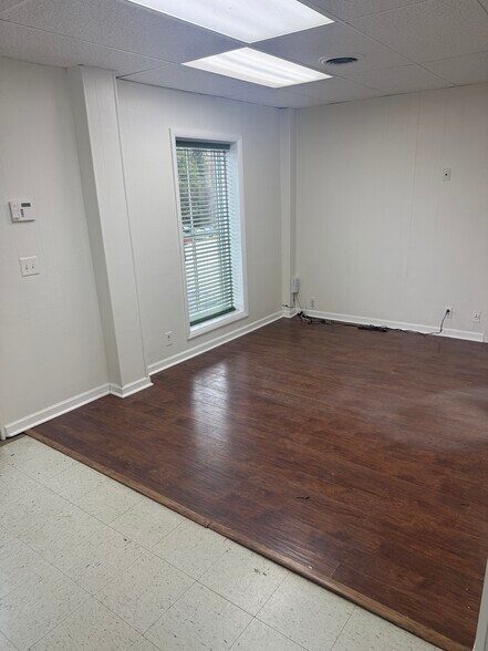 More Photos Of 2135 Utopia Ave, Nashville Warehouse For Lease