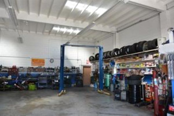 More Photos Of 1041 San Mateo Ave, San Bruno Service For Lease