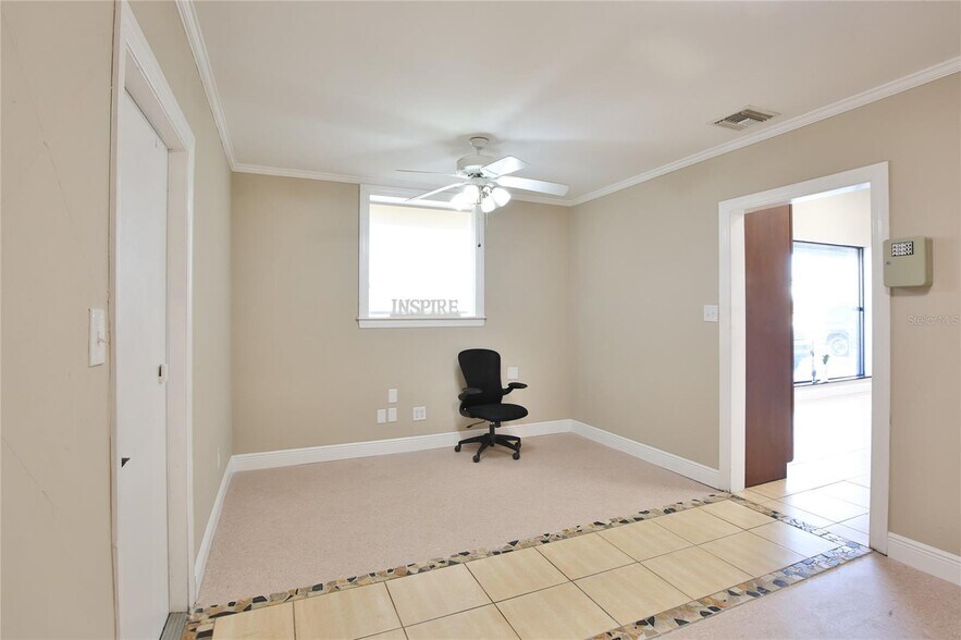 More Photos Of 2430 17th St, Sarasota Freestanding For Sale
