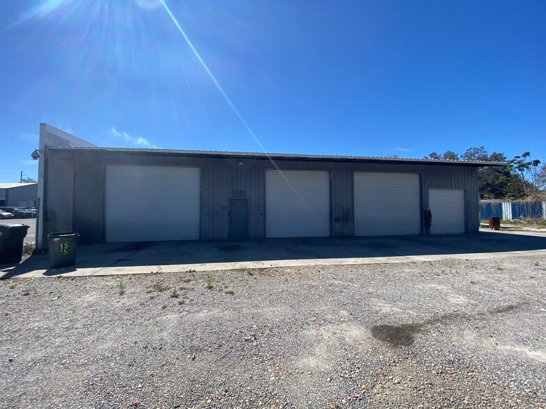 More Photos Of 5004 15th E st, Bradenton Industrial For Sale