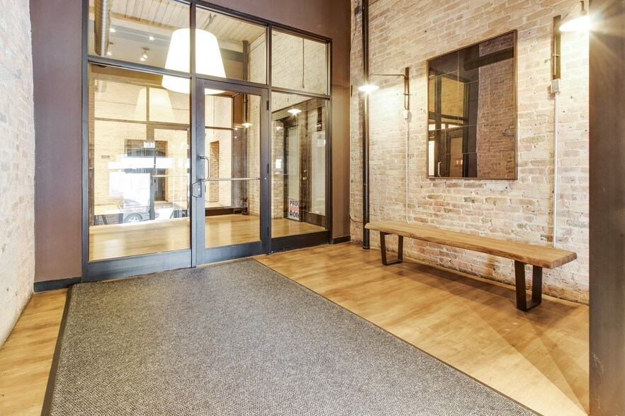 More Photos Of 1327 W Washington Blvd, Chicago Loft Creative Space For Lease