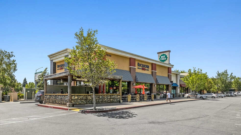 More Photos Of 1650 E Monte Vista Ave, Vacaville Freestanding For Sale