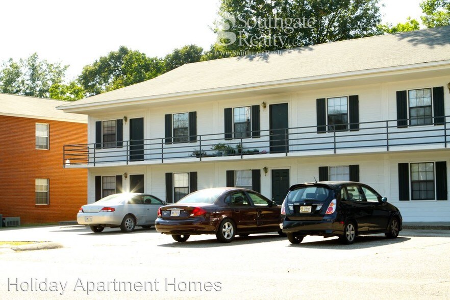 More Photos Of 2006 Oak Grove Rd, Hattiesburg Apartments For Sale