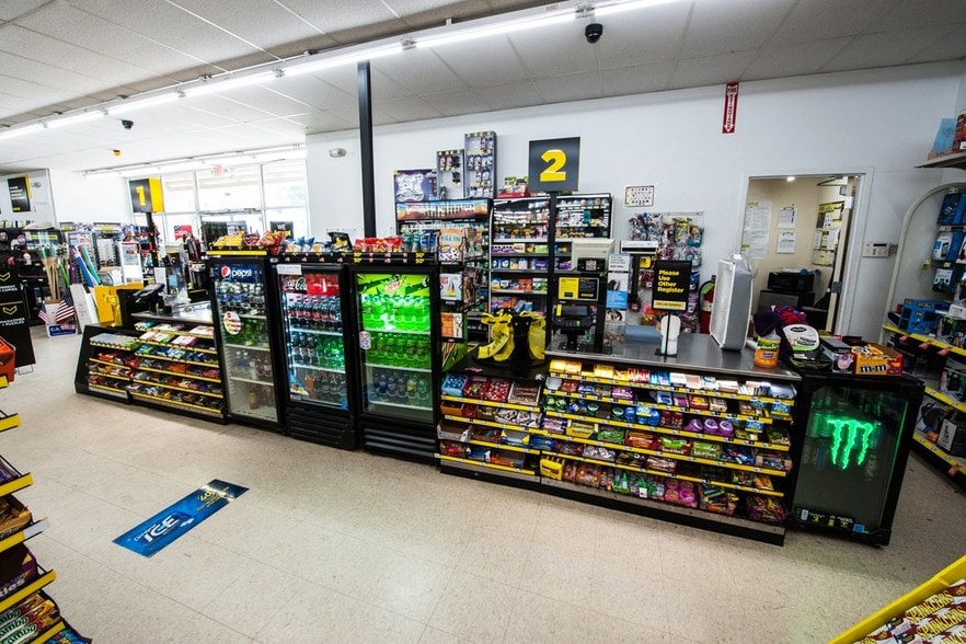 More Photos Of 795 Lafayette Rd, Medina Freestanding For Sale