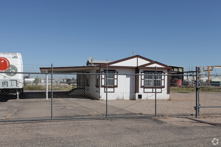 More Photos Of 1413 N VIP Blvd, Casa Grande Manufacturing For Lease