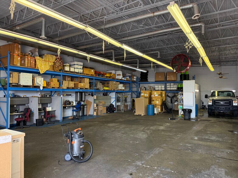 More Photos Of 218 Putcan Ave, Essington Industrial For Lease