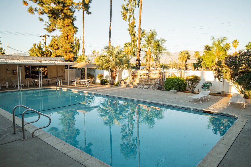 More Photos Of 475 E Cypress, Redlands Apartments For Sale