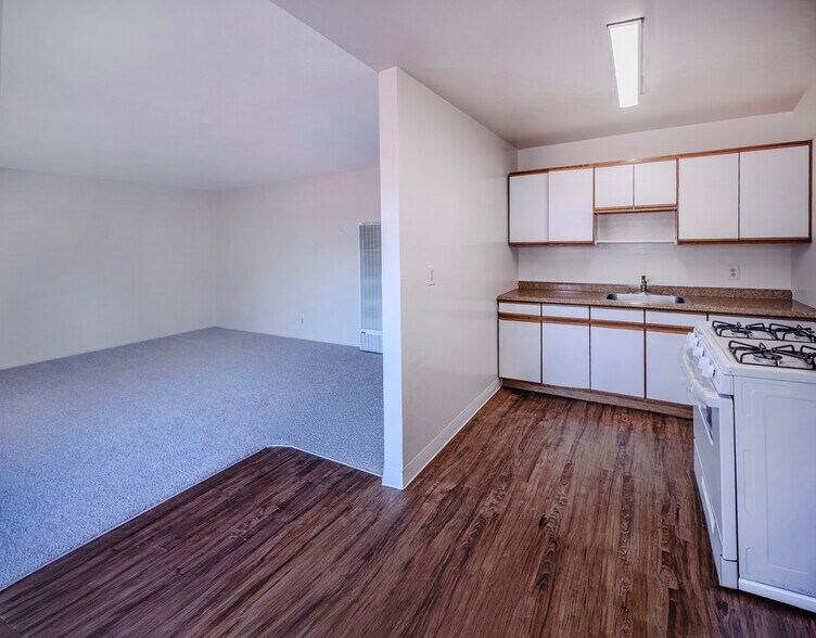 More Photos Of , Redwood City Multifamily For Sale