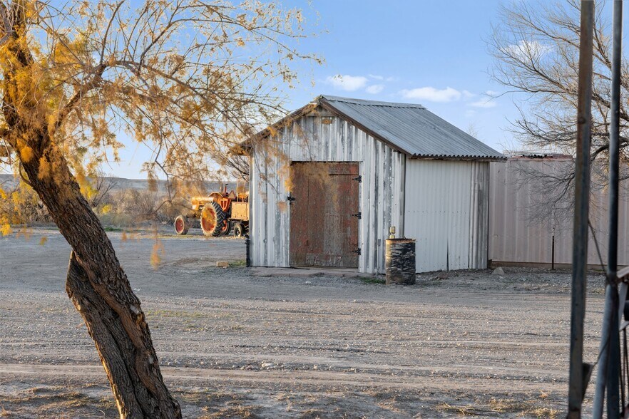 More Photos Of 5770 Peterson rd, Amargosa Valley Specialty For Sale
