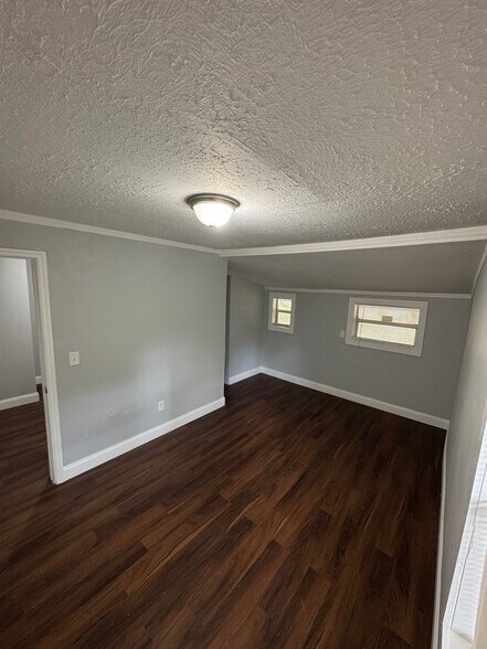 More Photos Of 619 Linwood Ave, Jacksonville Specialty For Sale