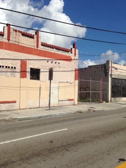 More Photos Of 926 NW 7th Ave, Miami Light Manufacturing For Lease