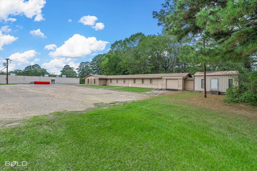 More Photos Of 523 Oxford Rd, Mansfield Office For Sale