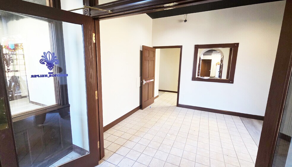 More Photos Of 300 Water St, Saint Charles Loft Creative Space For Lease