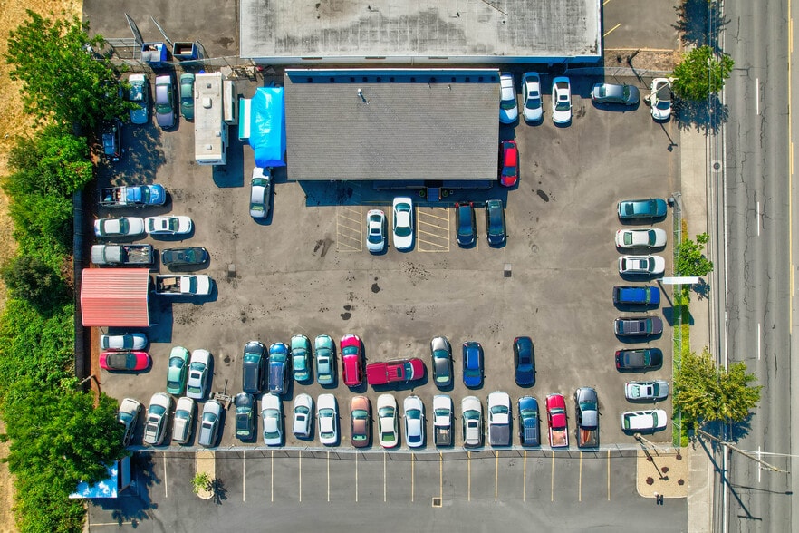 More Photos Of 3897 Main St, Springfield Auto Dealership For Sale