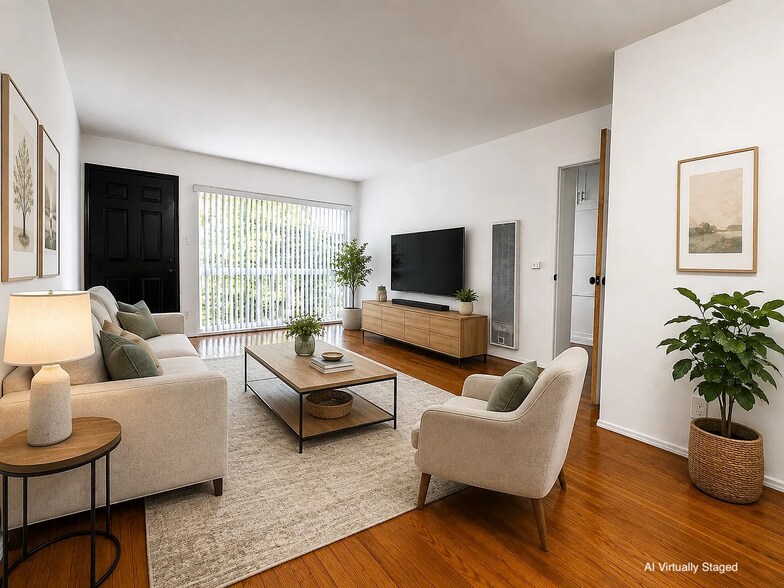 More Photos Of 2015 Cedar Ave, Long Beach Apartments For Sale