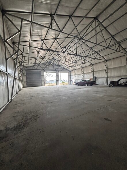 More Photos Of 810 Lydia Hwy, Hartsville Flex For Sale