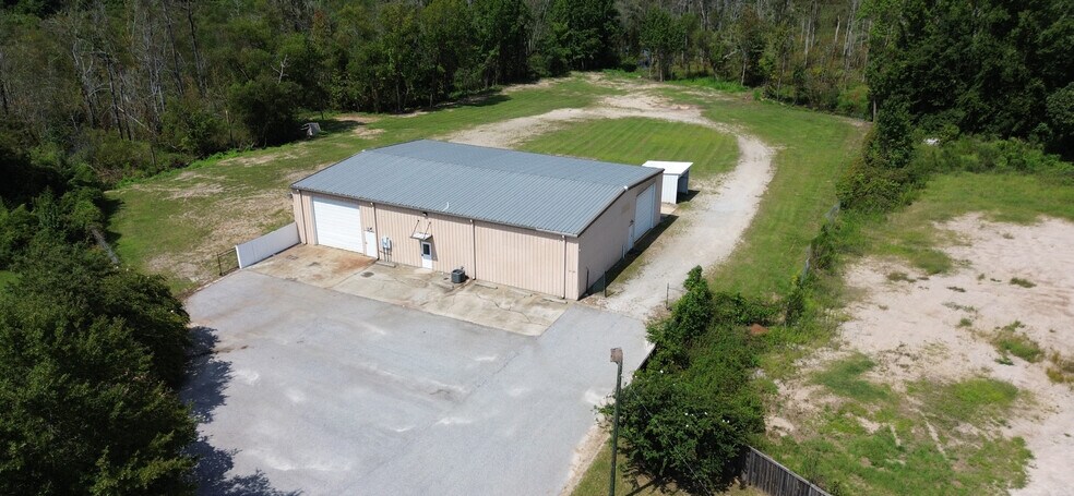 More Photos Of 2185 Storage Rd, Sumter Light Manufacturing For Sale