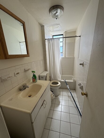 More Photos Of 251 E 236th St, Bronx Apartments For Sale