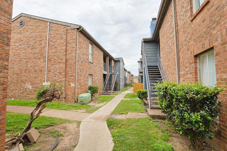 More Photos Of 5455 Timber Creek Place Dr, Houston Apartments For Sale