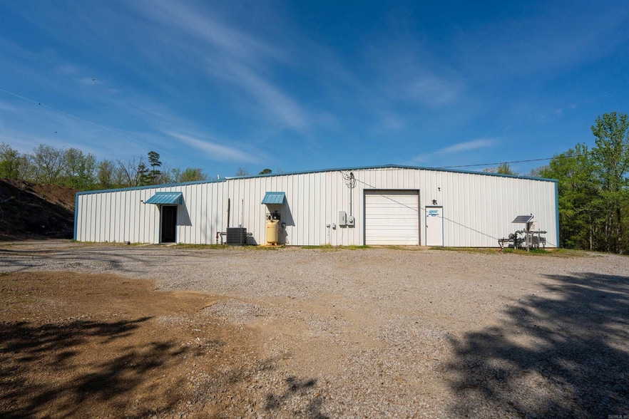More Photos Of 119 Gemar, Pangburn Industrial For Sale